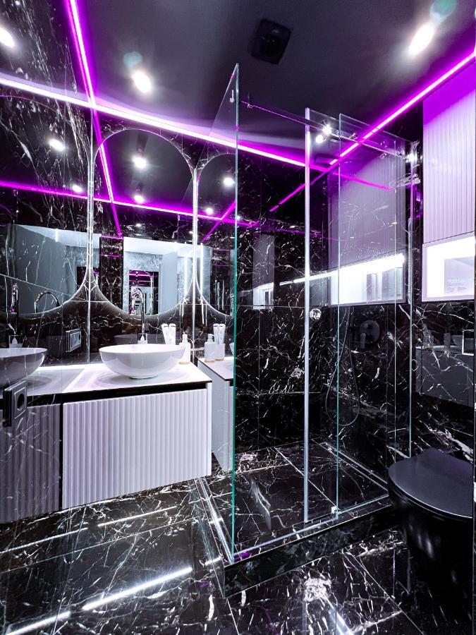 Black Pearl Luxury Apartment Вентспилс Екстериор снимка